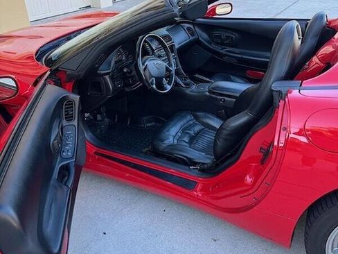 Used 1999 Chevrolet Corvette Convertible w/ Performance Handling Pkg image 4