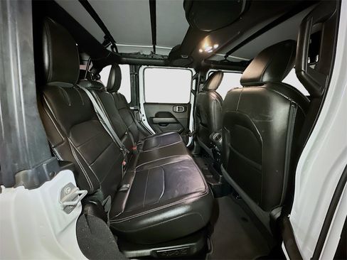 Used 2023 Jeep Wrangler Unlimited Sahara w/ Cold Weather Group image 35