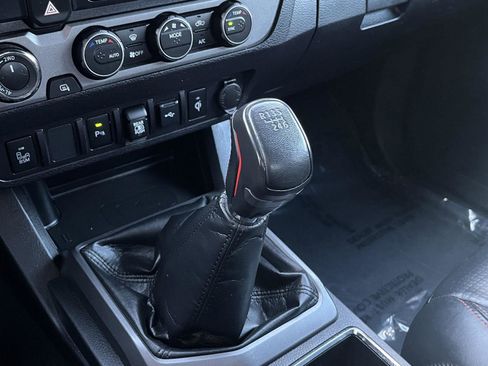 Used 2021 Toyota Tacoma TRD Pro image 3