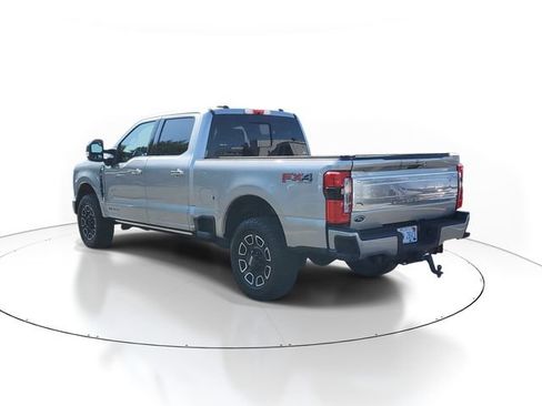 Used 2023 Ford F350 Platinum AWD/4WD image 4