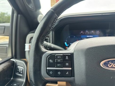 Used 2024 Ford F250 Lariat w/ Lariat Ultimate Package AWD/4WD image 21