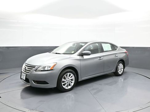 Used 2013 Nissan Sentra S FWD image 1