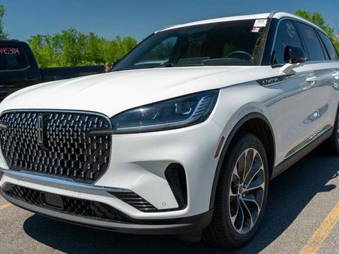 Used 2025 Lincoln Aviator Reserve w/ Illumination Package AWD/4WD image 1