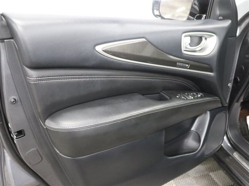 Used 2019 INFINITI QX60 Luxe w/ Essential Package AWD/4WD image 15