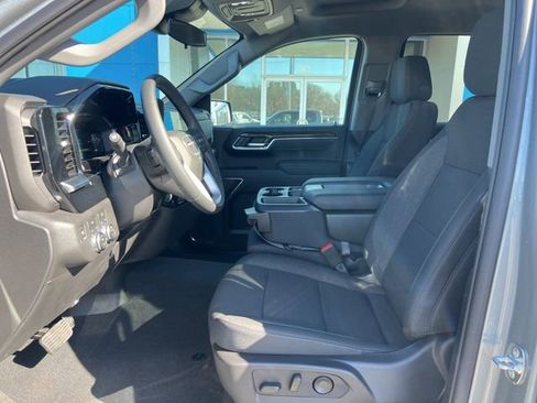Used 2026 GMC Sierra 1500 Elevation image 17