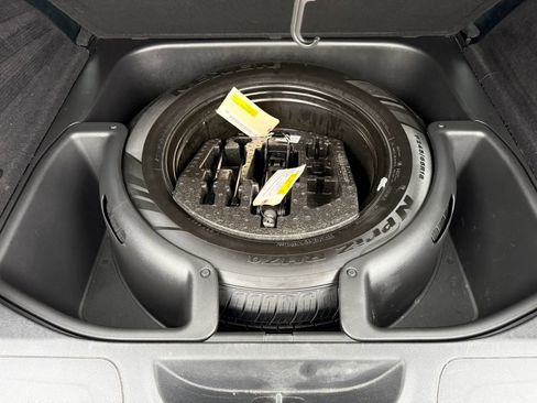 Used 2019 Jeep Grand Cherokee Altitude image 15