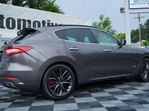 Used 2018 Maserati Levante S GranSport AWD/4WD image 6