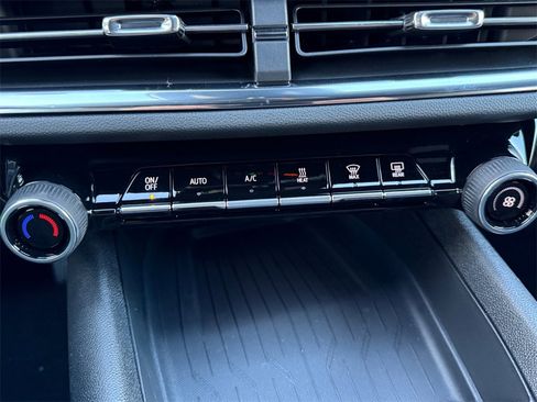 New 2026 Chevrolet Equinox EV LT w/ Midnight Package image 18