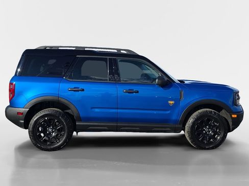 Used 2025 Ford Bronco Sport Badlands image 6