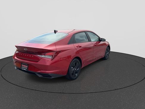 Used 2023 Hyundai Elantra SEL FWD image 8