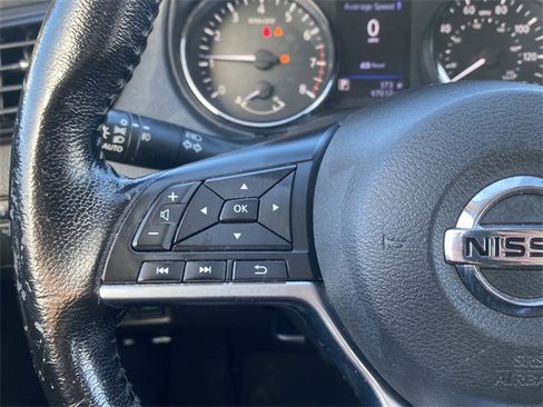 Used 2021 Nissan Rogue Sport SL w/ Premium Package image 23