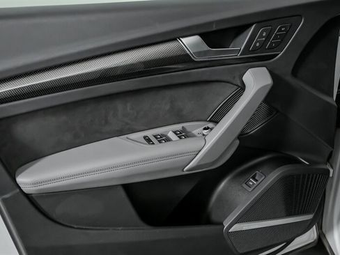 Used 2020 Audi SQ5 Premium Plus w/ Premium Plus Package image 15