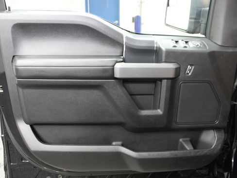 Used 2018 Ford F150 XLT w/ Equipment Group 302A Luxury AWD/4WD image 60