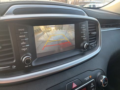 Used 2020 Kia Sorento EX image 7