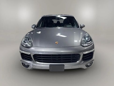 Used 2017 Porsche Cayenne S w/ Premium Package image 5