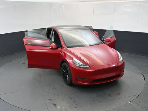 Used 2021 Tesla Model Y Long Range AWD/4WD image 15