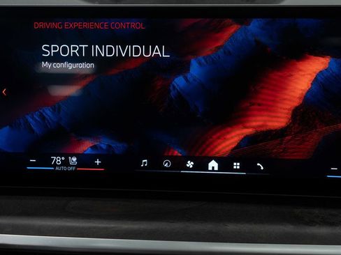 Used 2025 BMW X5 xDrive40i w/ Climate Comfort Package AWD/4WD image 32