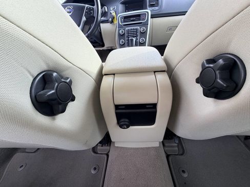 Used 2012 Volvo S60 T5 w/ Climate Pkg image 45