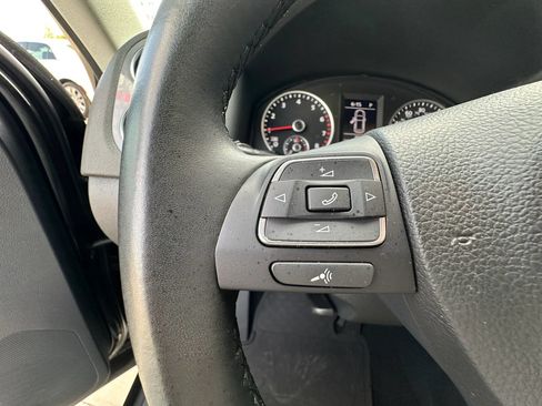 Used 2018 Volkswagen Tiguan Limited w/ Premium Package FWD image 24