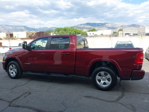 Used 2025 RAM 1500 Big Horn AWD/4WD image 2
