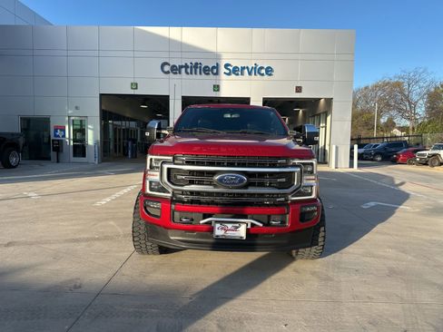 Used 2022 Ford F250 Platinum w/ FX4 Off-Road Package image 8