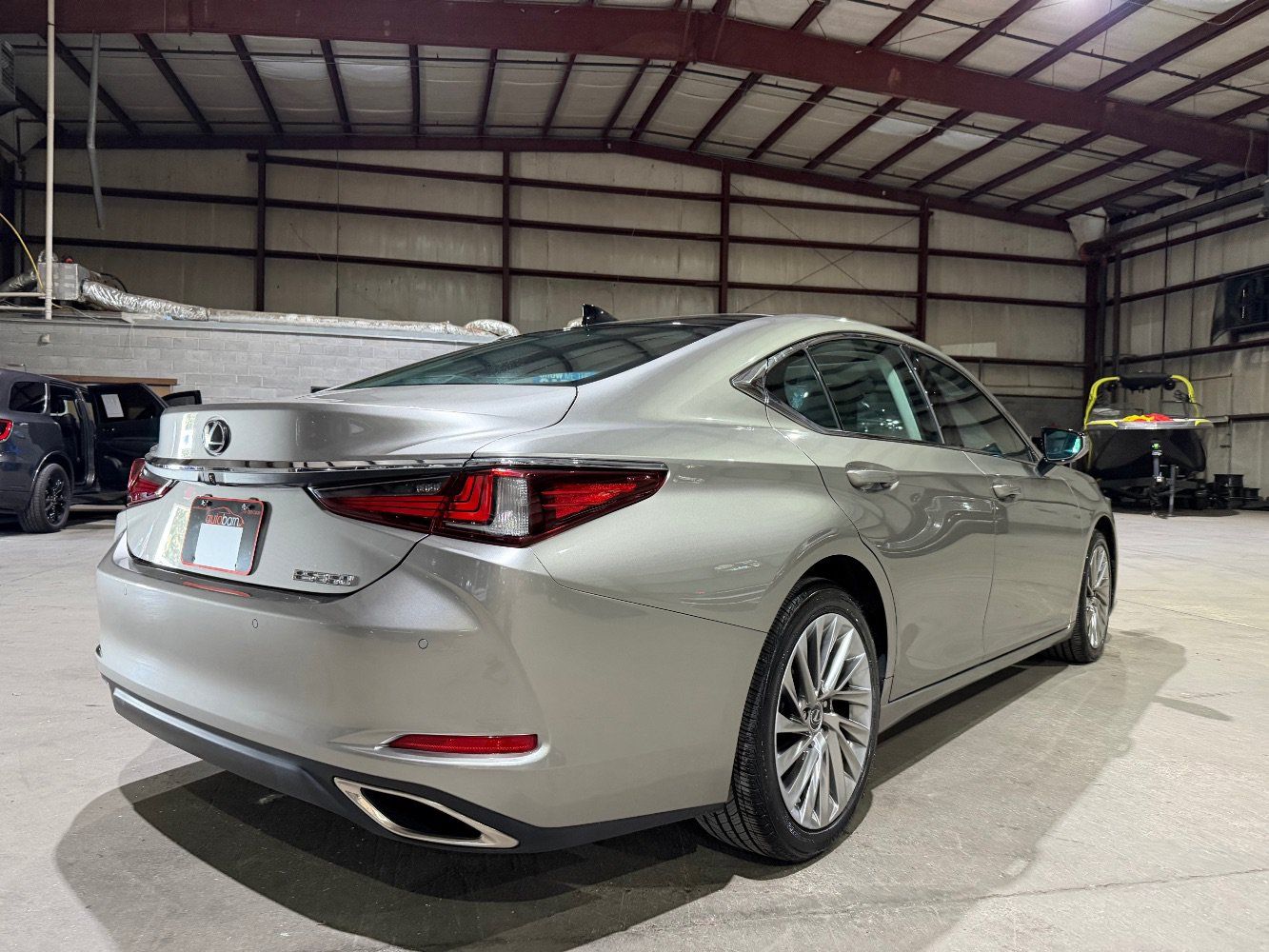 Used 2019 Lexus ES 350 w/ Accessory Package FWD image 5