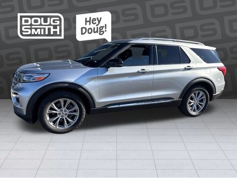 Used 2020 Ford Explorer Limited AWD/4WD image 1