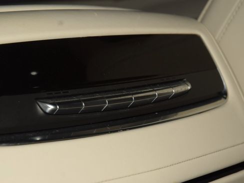 Used 2023 Cadillac Escalade ESV Premium Luxury Platinum w/ Heavy-Duty Trailer Package image 44