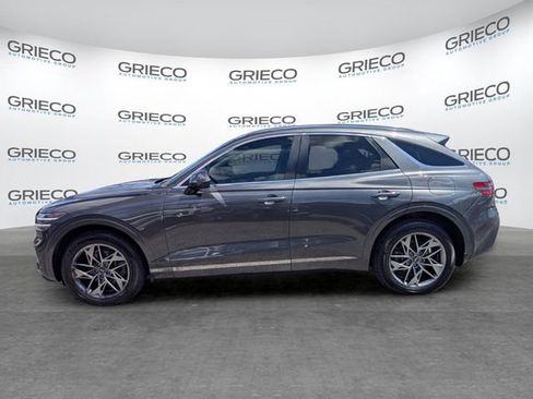 Used 2022 Genesis GV70 2.5T w/ Advanced Package AWD/4WD image 4