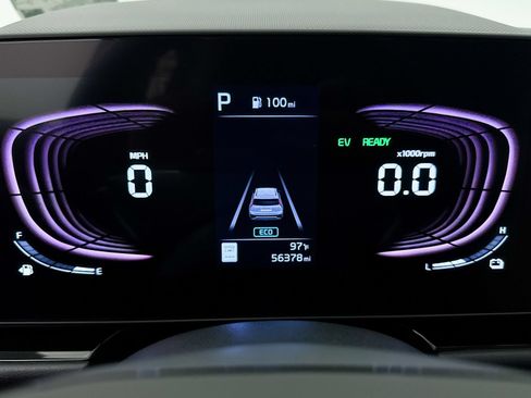 Certified 2024 Kia Niro SX Touring FWD image 37
