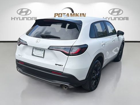 Used 2025 Honda HR-V Sport image 5