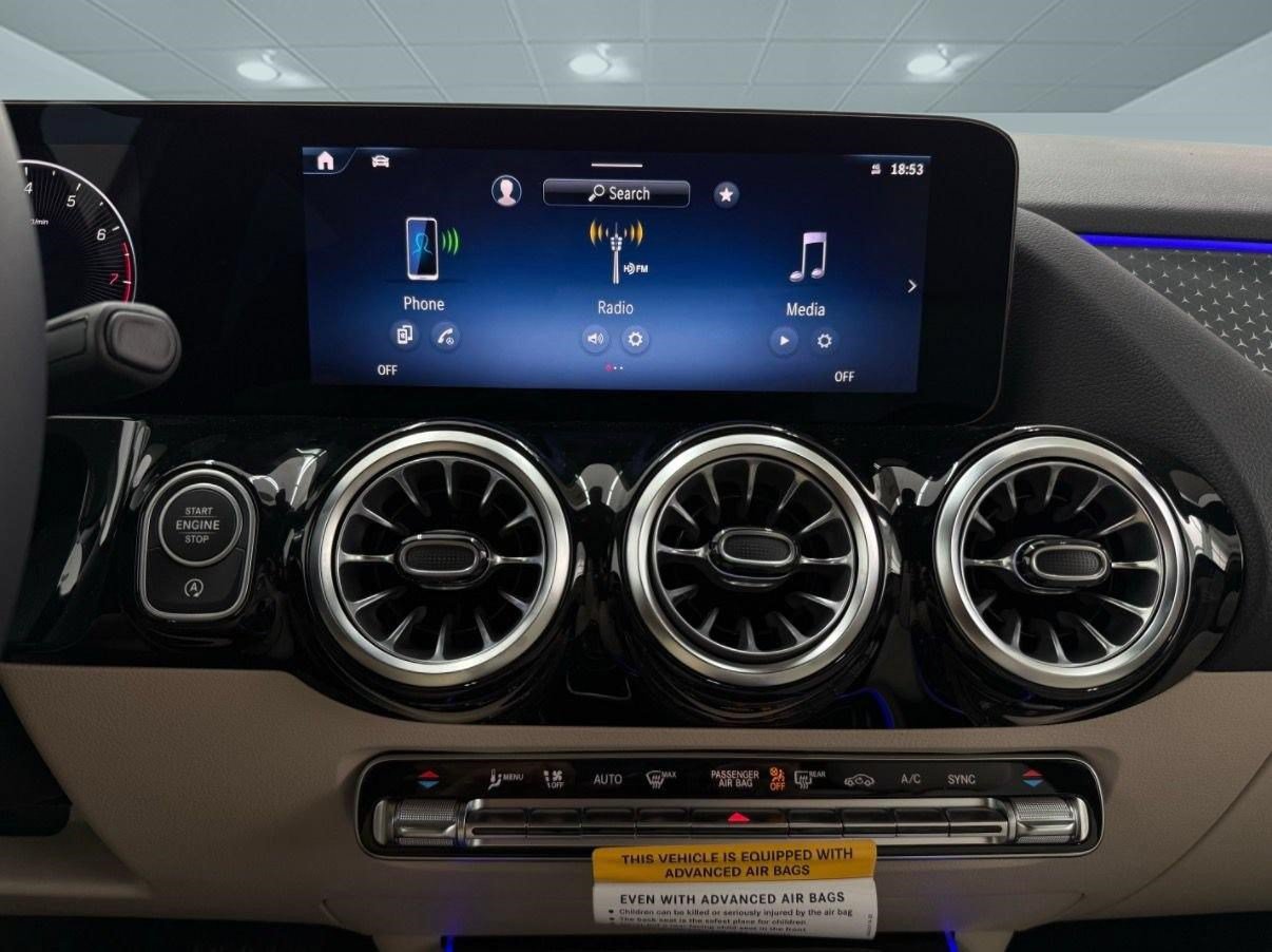 New 2026 Mercedes-Benz GLA 250 image 16