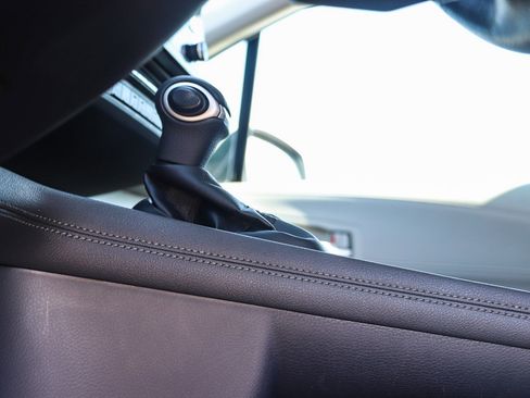 Used 2022 Toyota Sienna XLE w/ XLE Plus Package image 22