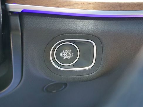 Certified 2025 Mercedes-Benz GLE 450e 4MATIC image 29