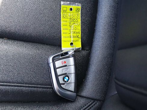 Used 2020 BMW 330i Sedan w/ Convenience Package RWD image 61