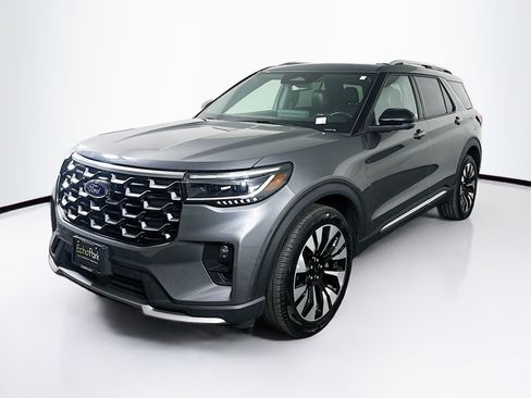 Used 2025 Ford Explorer Platinum w/ LUX Leather Package image 3