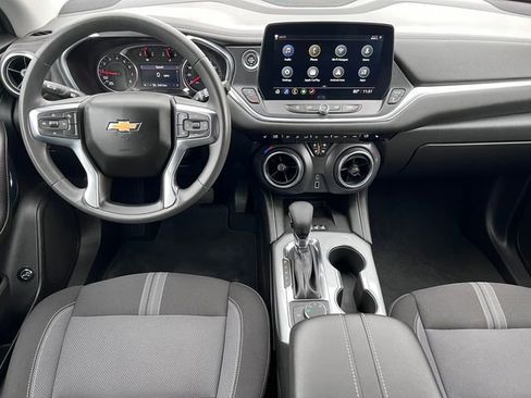 Used 2023 Chevrolet Blazer LT w/ Convenience Package AWD/4WD image 2