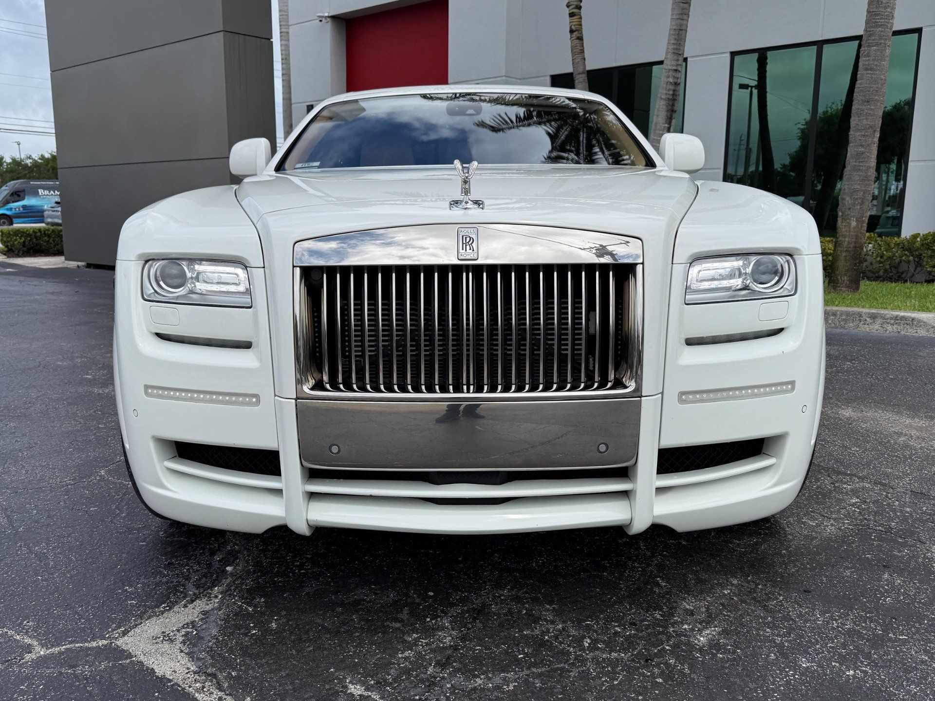 Used 2011 Rolls-Royce Ghost RWD image 8