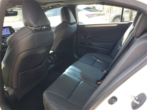 Used 2024 Lexus ES 350 F Sport w/ Accessory Package (Z2) image 10
