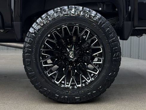 Used 2026 GMC Sierra 3500 Denali Ultimate AWD/4WD image 12