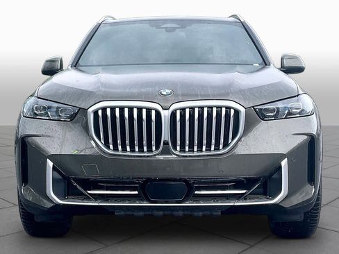 New 2026 BMW X5 xDrive40i w/ Off-Road Package AWD/4WD image 3