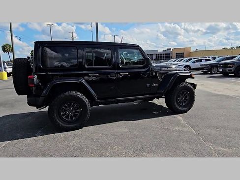 New 2025 Jeep Wrangler Unlimited Rubicon 392 image 35
