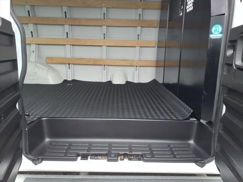 Used 2024 Chevrolet Express 2500 w/ Driver Convenience Package image 11