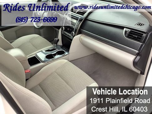 Used 2012 Toyota Camry LE FWD image 31