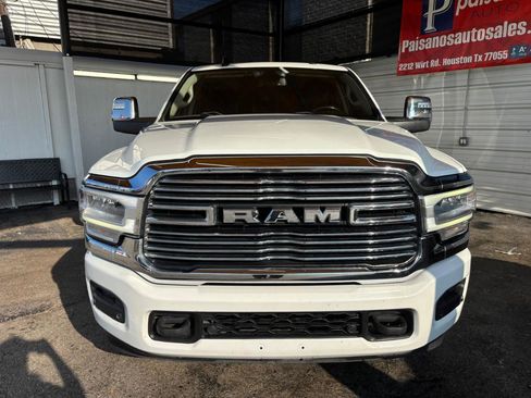 Used 2023 RAM 2500 Laramie AWD/4WD image 3