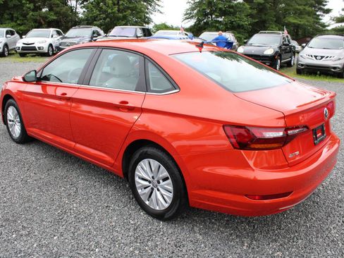 Used 2019 Volkswagen Jetta S w/ Driver Assistance Package image 9