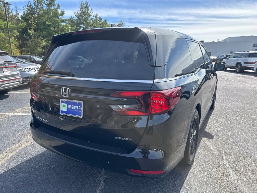 Used 2024 Honda Odyssey Sport image 5
