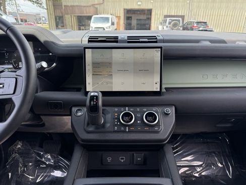 Used 2023 Land Rover Defender 110 75th Limited Edition image 2