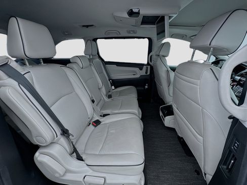 Used 2025 Honda Odyssey Touring image 21