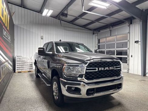 Used 2024 RAM 2500 Big Horn image 28